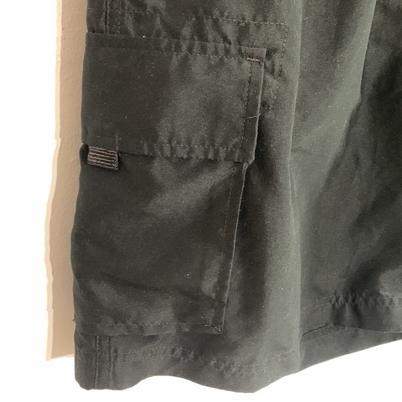 Croft and barrow black swim trunks men’s medium casual pool beach vacation - Picture 2 of 4